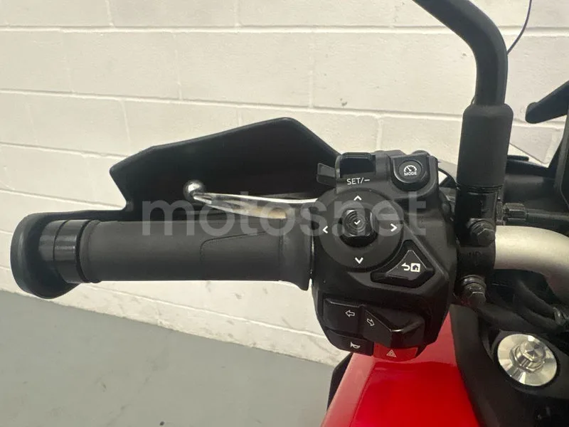 Yamaha Tracer 9 - Vista 19