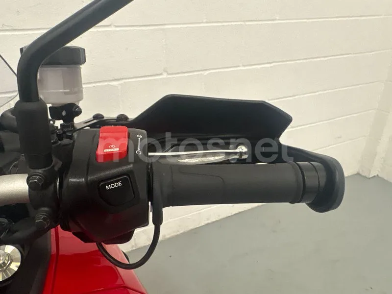 Yamaha Tracer 9 - Vista 20