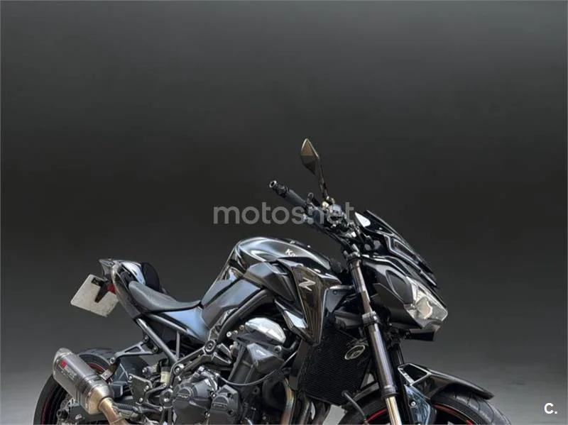 Kawasaki Z900 - Vista 4