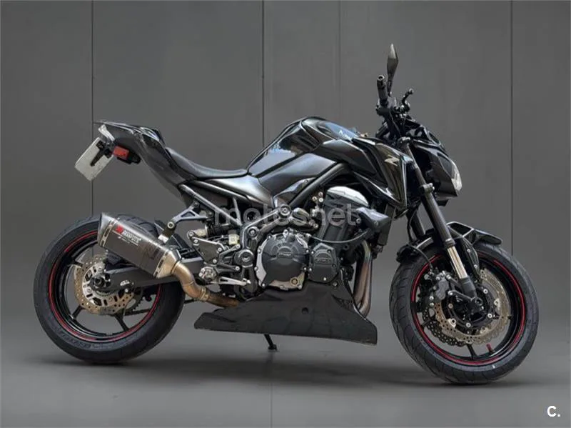 Kawasaki Z900 - Vista 5