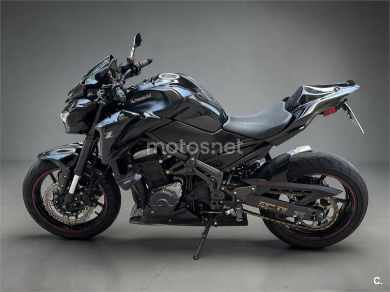 Kawasaki Z900 - Vista 7
