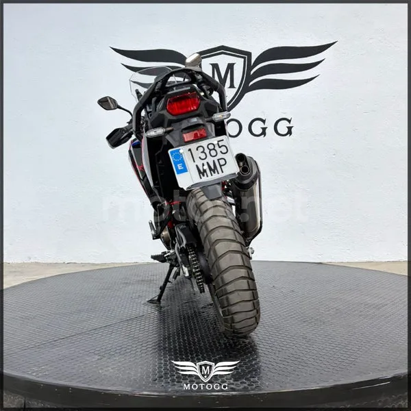 Honda CRF1100L Africa Twin - Vista 8