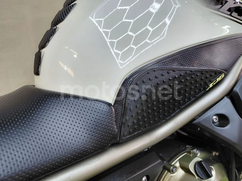 Yamaha XJ6 Diversion S - Vista 11
