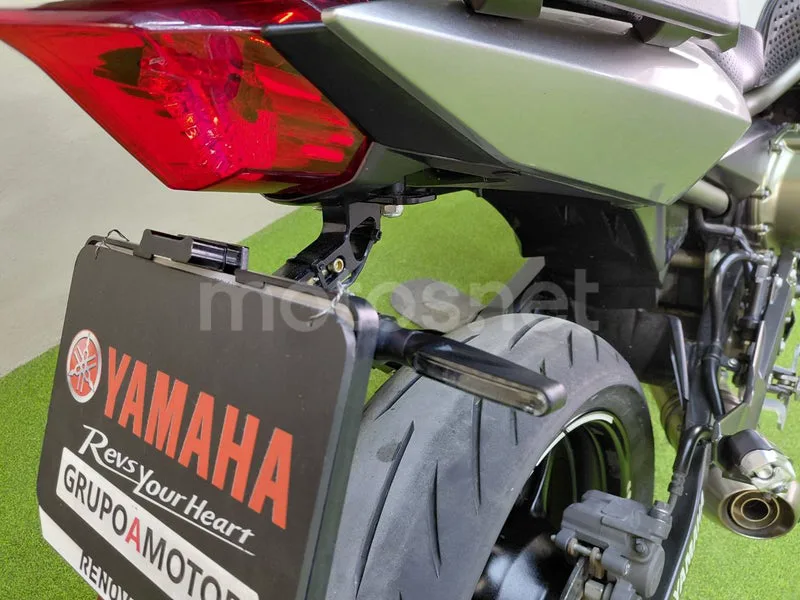 Yamaha XJ6 Diversion S - Vista 10