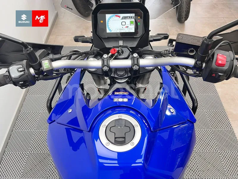 Suzuki V-Strom 800 - Vista 7