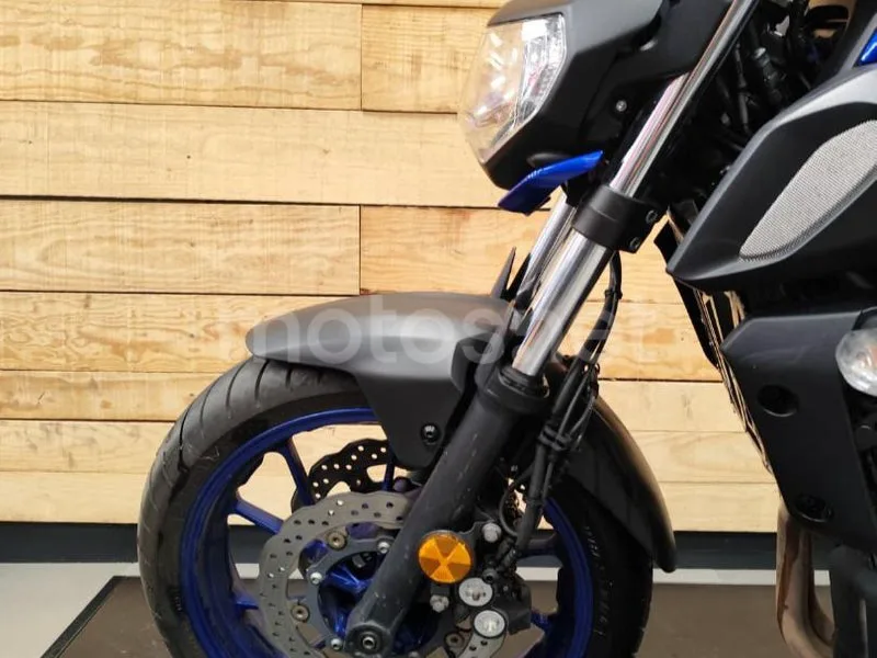 Yamaha MT-07 - Vista 4