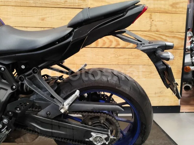 Yamaha MT-07 - Vista 8