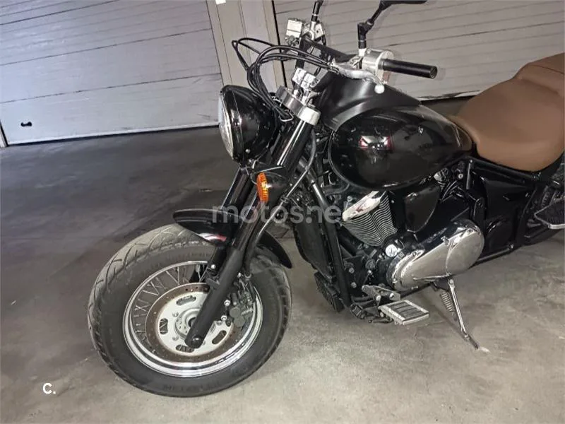 Kawasaki VN900 Classic - Vista 8