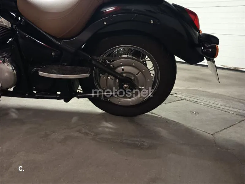 Kawasaki VN900 Classic - Vista 9