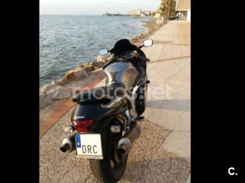 Suzuki Hayabusa - Vista 7
