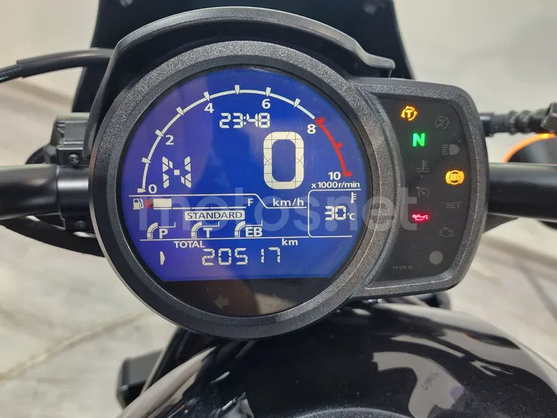 Honda Rebel 1100 - Vista 9