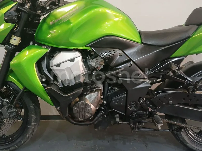 Kawasaki Z750 - Vista 11
