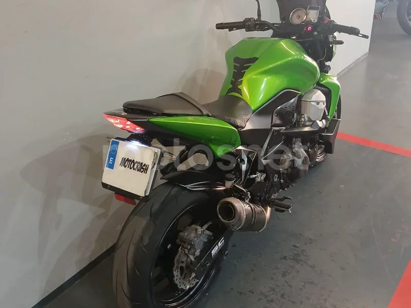 Kawasaki Z750 - Vista 18