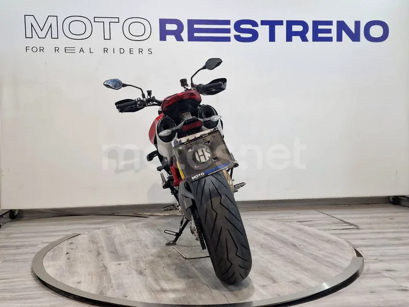 Ducati Hypermotard - Vista 8