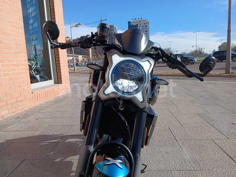 CFMOTO 700CL-X - Vista 13