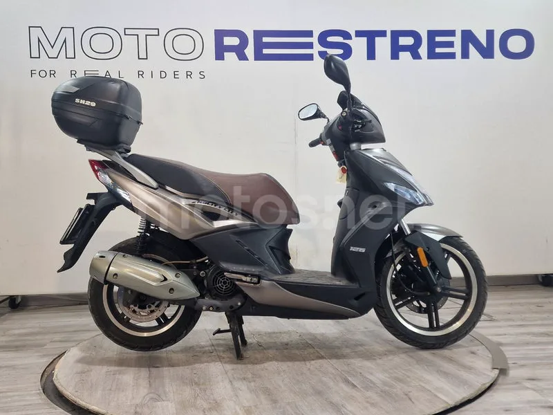 Kymco Agility City 125 - Vista 6