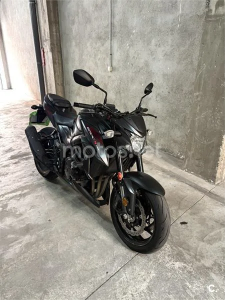 Suzuki GSX-S750 - Vista 4