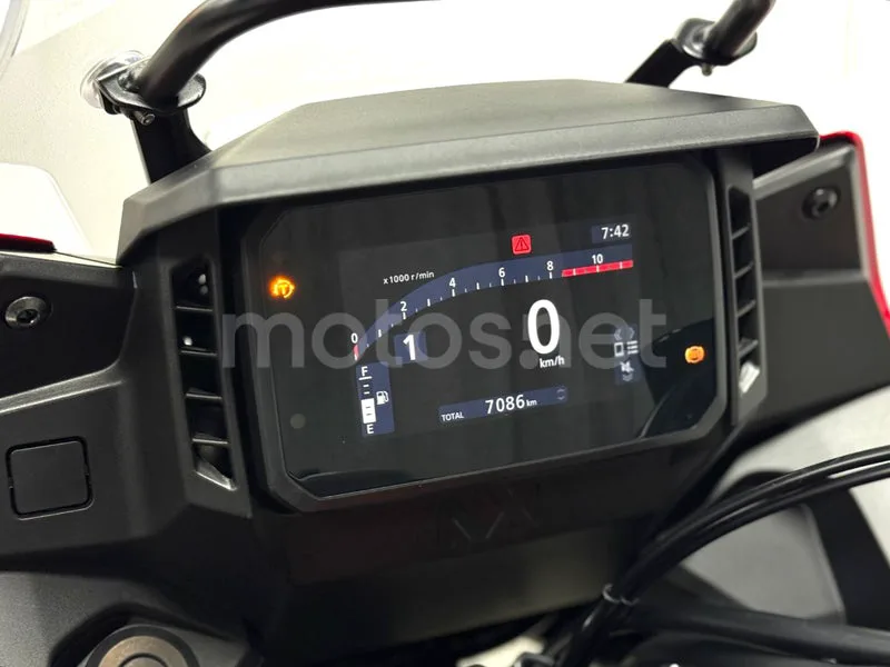 Honda NX500 - Vista 5