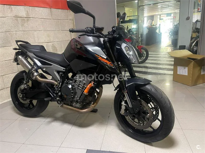KTM 790 Adventure - Vista 6