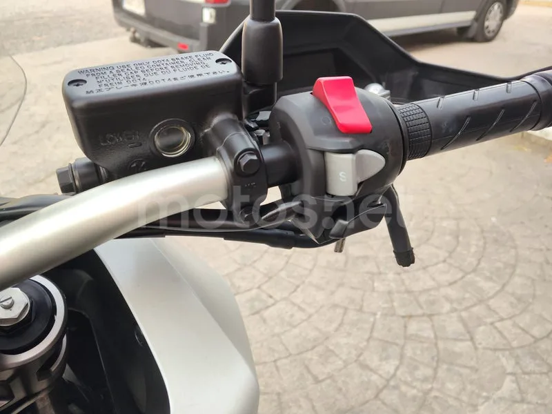 Honda X-ADV - Vista 12
