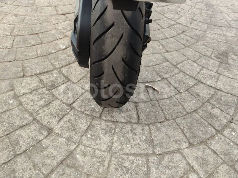Honda X-ADV - Vista 16