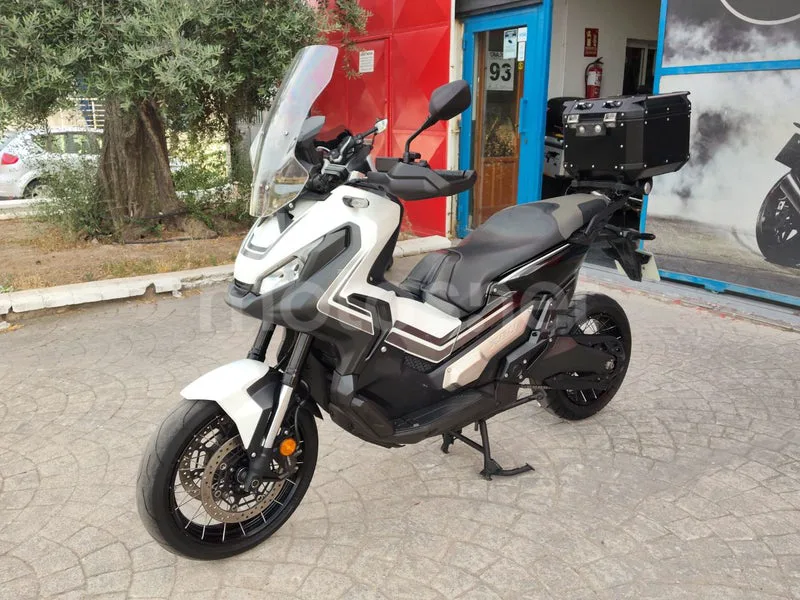 Honda X-ADV - Vista 20