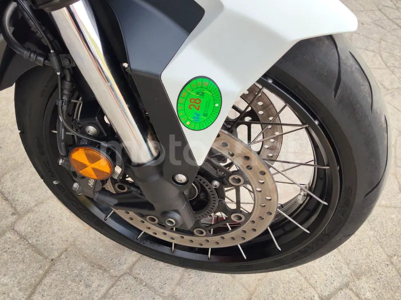 Honda X-ADV - Vista 7