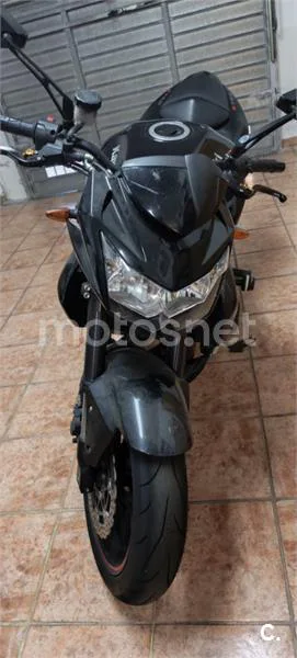 Kawasaki Z750 - Vista 8