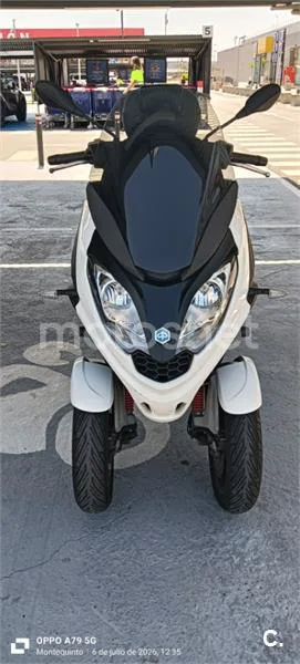 Piaggio MP3 2600 € 2019 Sevilla - 1
