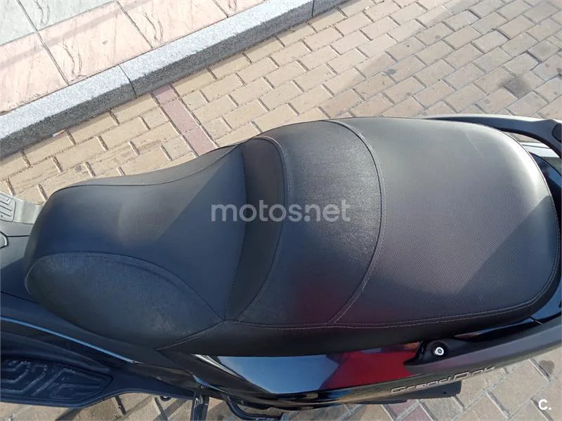 Kymco Grand Dink 300 - Vista 15