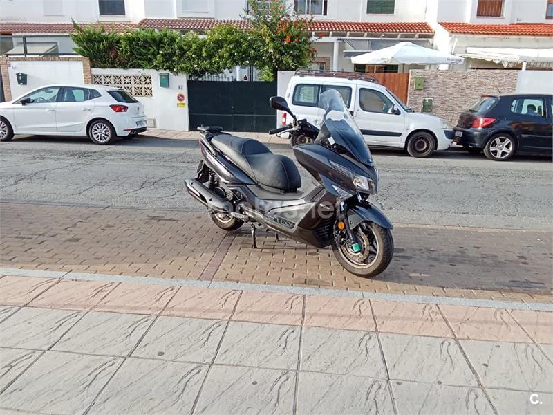 Kymco Grand Dink 300 - Vista 16