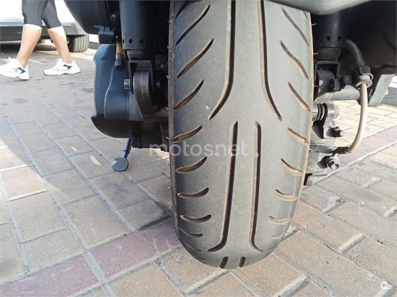 Kymco Grand Dink 300 - Vista 19