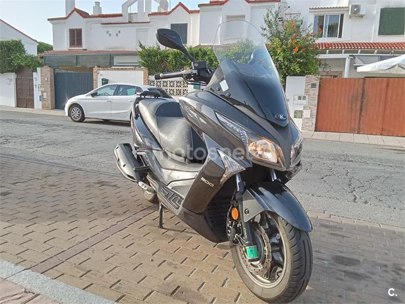 Kymco Grand Dink 300 - Vista 4