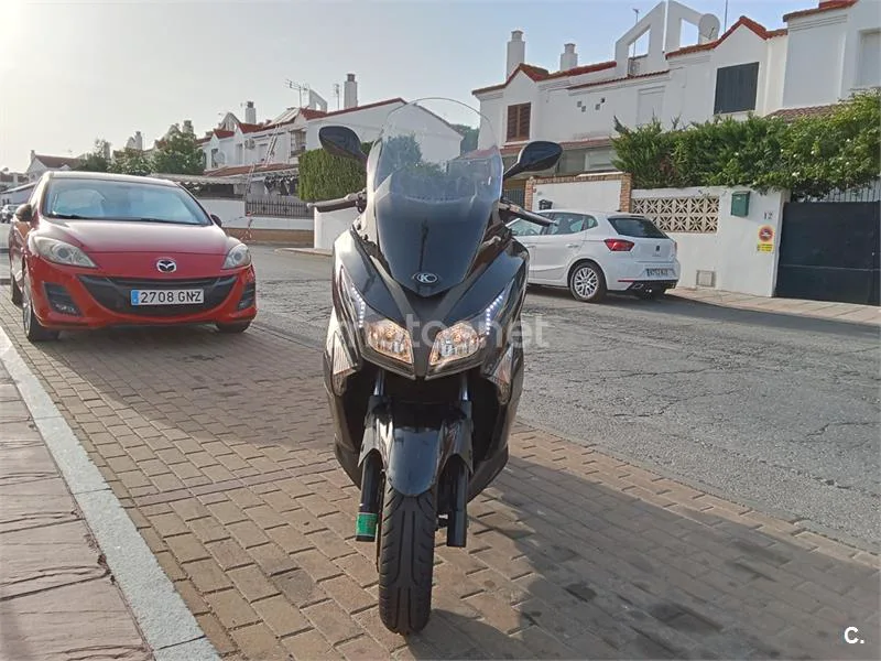 Kymco Grand Dink 300 - Vista 5