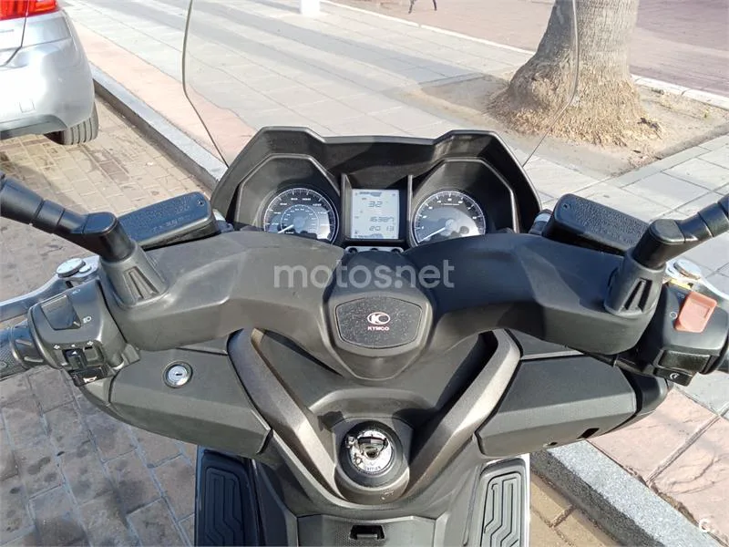 Kymco Grand Dink 300 - Vista 6