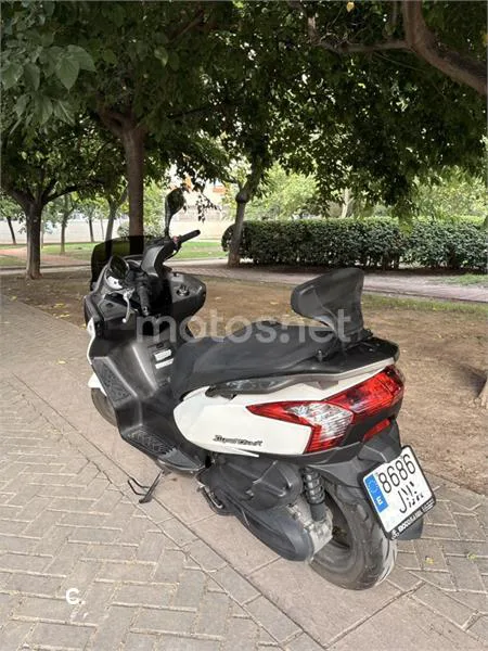 Kymco Super Dink 125 - Vista 5
