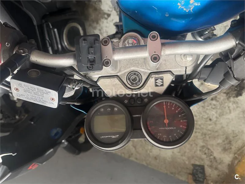 Suzuki Bandit 650 - Vista 5