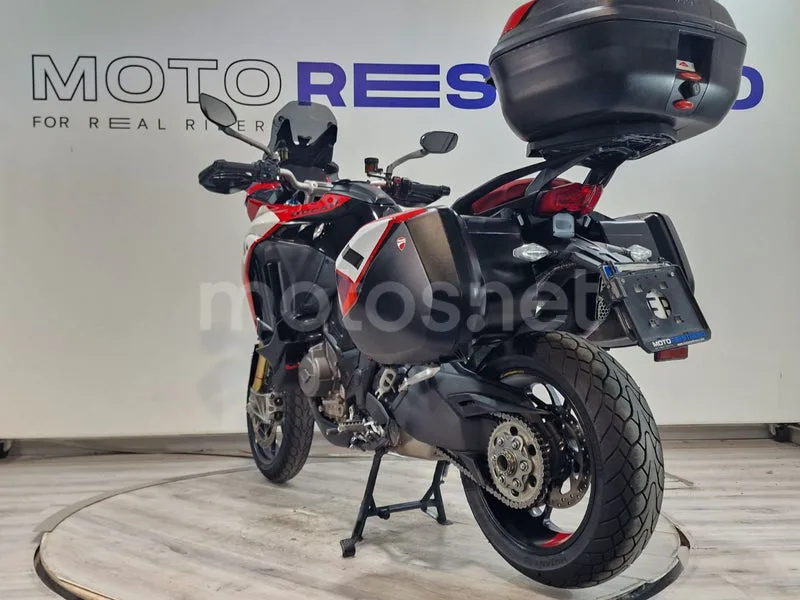 Ducati Multistrada V4 - Vista 3
