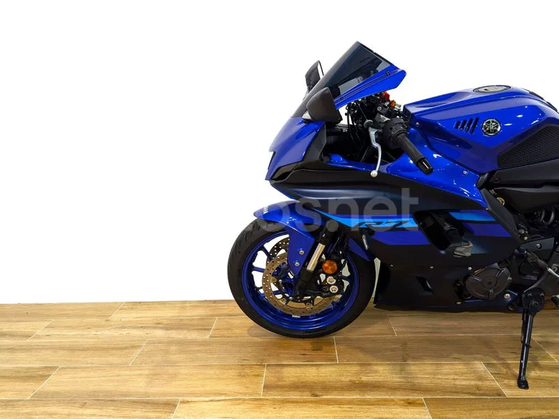 Yamaha YZF-R7 - Vista 8