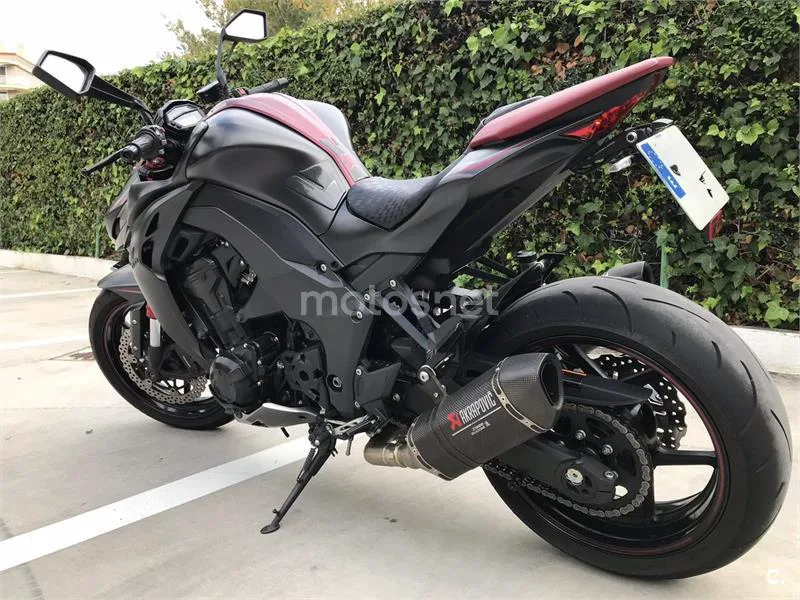 Kawasaki Z1000 - Vista 4