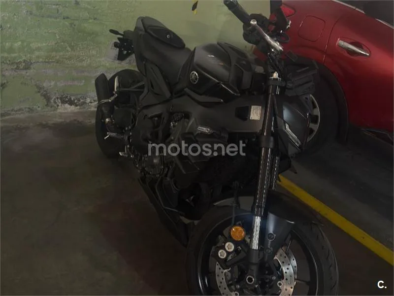 Yamaha MT-09 - Vista 6
