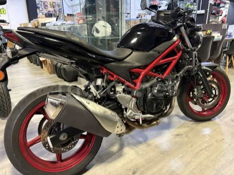 Suzuki SV650 - Vista 5