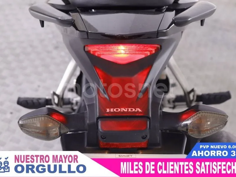 Honda CBR500R - Vista 13
