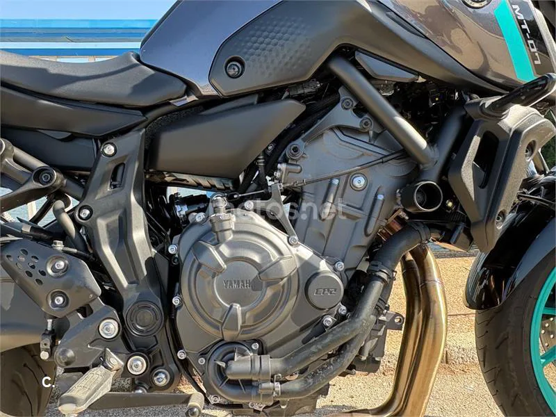 Yamaha MT-07 - Vista 7