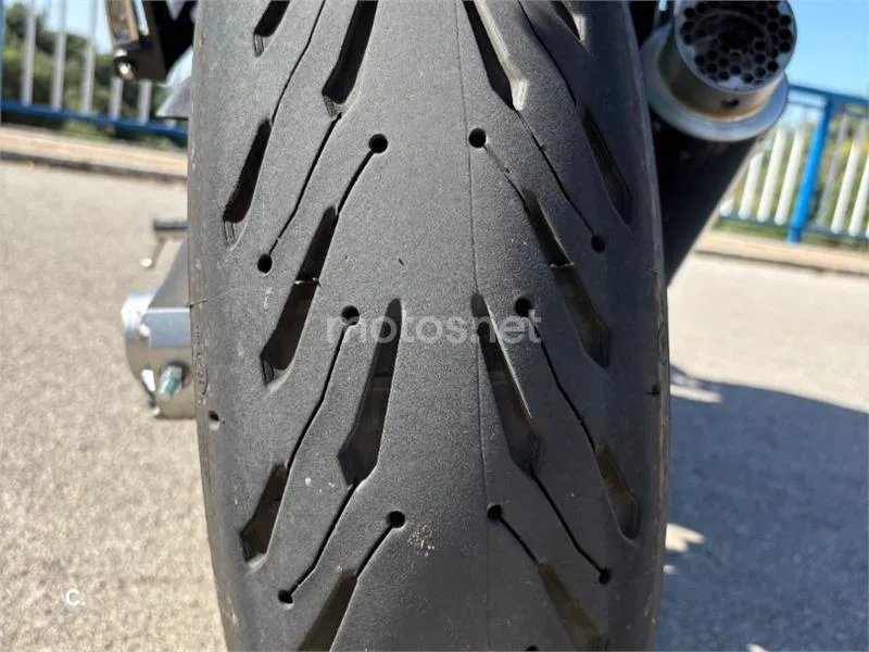 Yamaha MT-07 - Vista 9