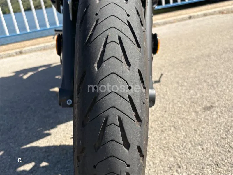 Yamaha MT-07 - Vista 10