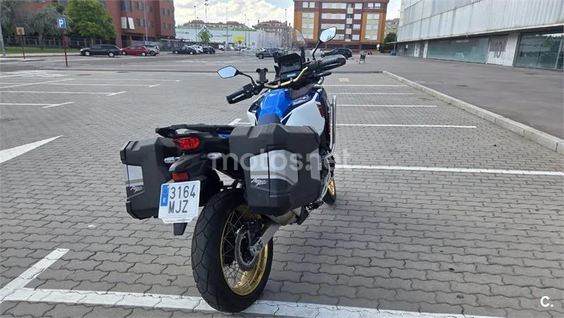 Honda CRF1100L Africa Twin - Vista 3