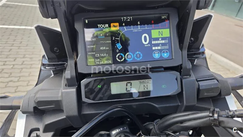 Honda CRF1100L Africa Twin - Vista 8