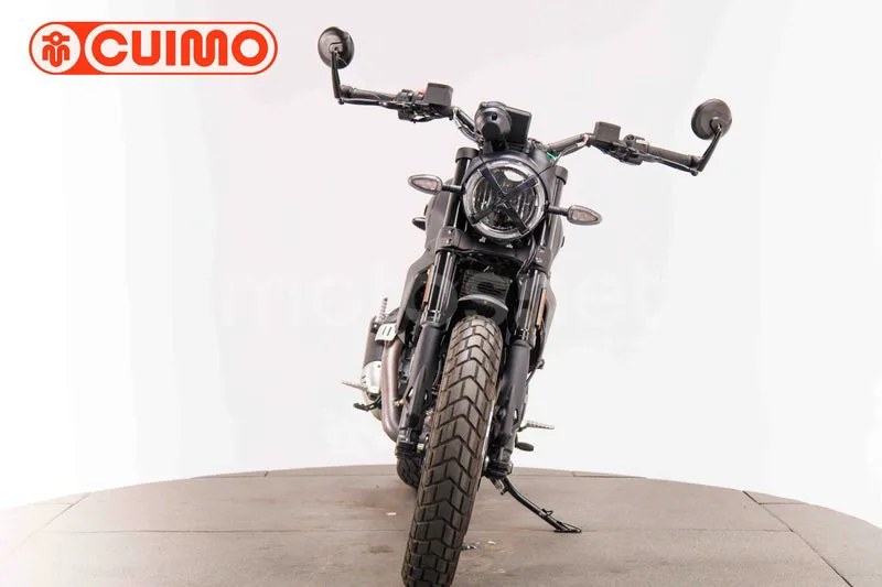 Ducati Scrambler - Vista 10
