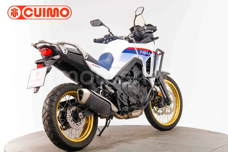 Honda XL750 Transalp - Vista 4
